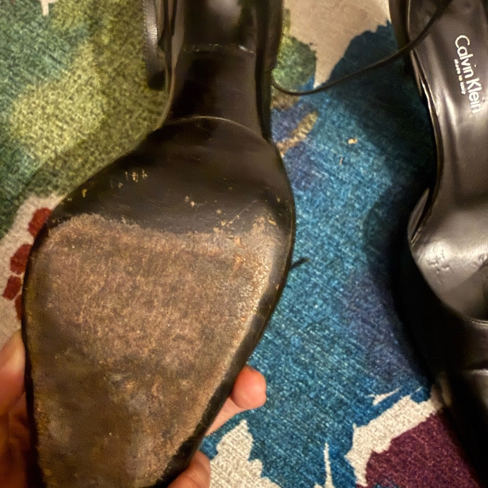 Calvin Klein Black Leather Pointed Heels - Picture 3 of 4